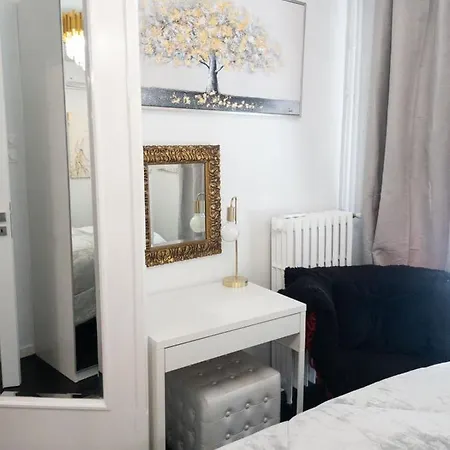 Zennia Kolonaki Apartment